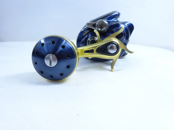 18ビーストマスター 2000